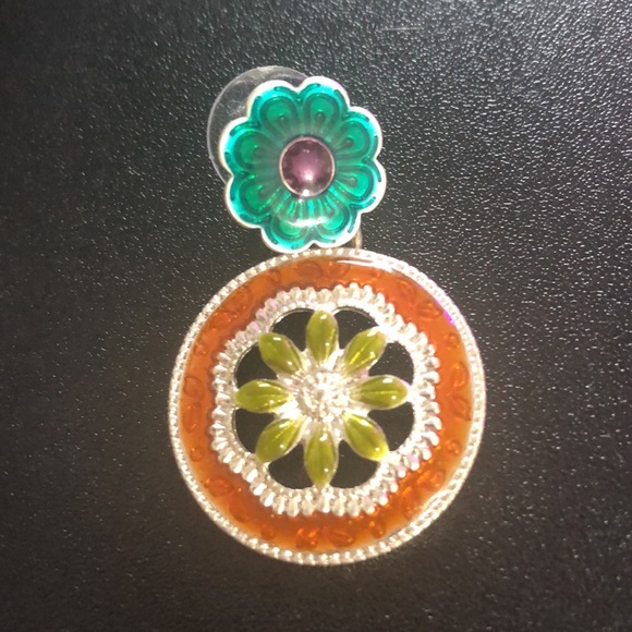 IKITA super cute earrings flower pattern - Picture 3 of 4